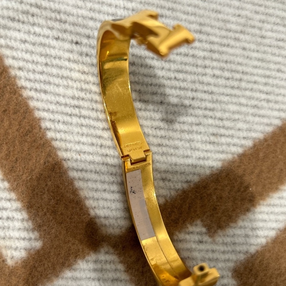Hermes small black and gold Clic H bracelet - Picture 4 of 6